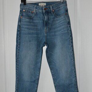 Madewell The Perfect Vintage Jeans in Blue Wash with a raw hem Women's size 28